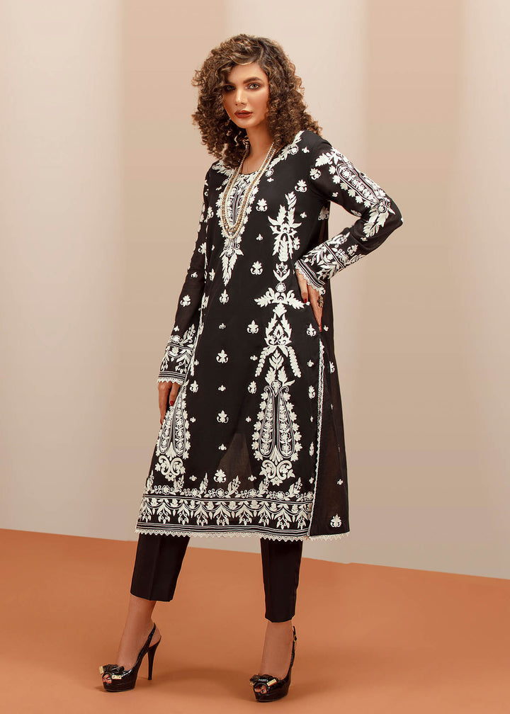 DURE SHAHWAR - NAIRANG - BLACK KURTA - PRET