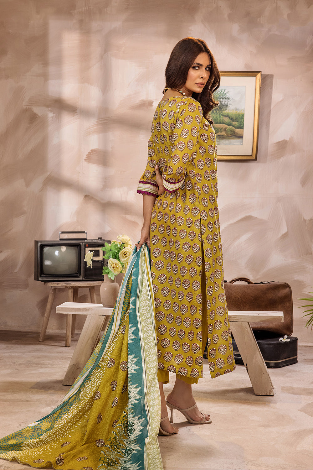 SAF-28-SAFWA SAFRON 3-PIECE FINE DIGITAL PRINTED UNSTITCHED LAWN COLLECTION VOL-03