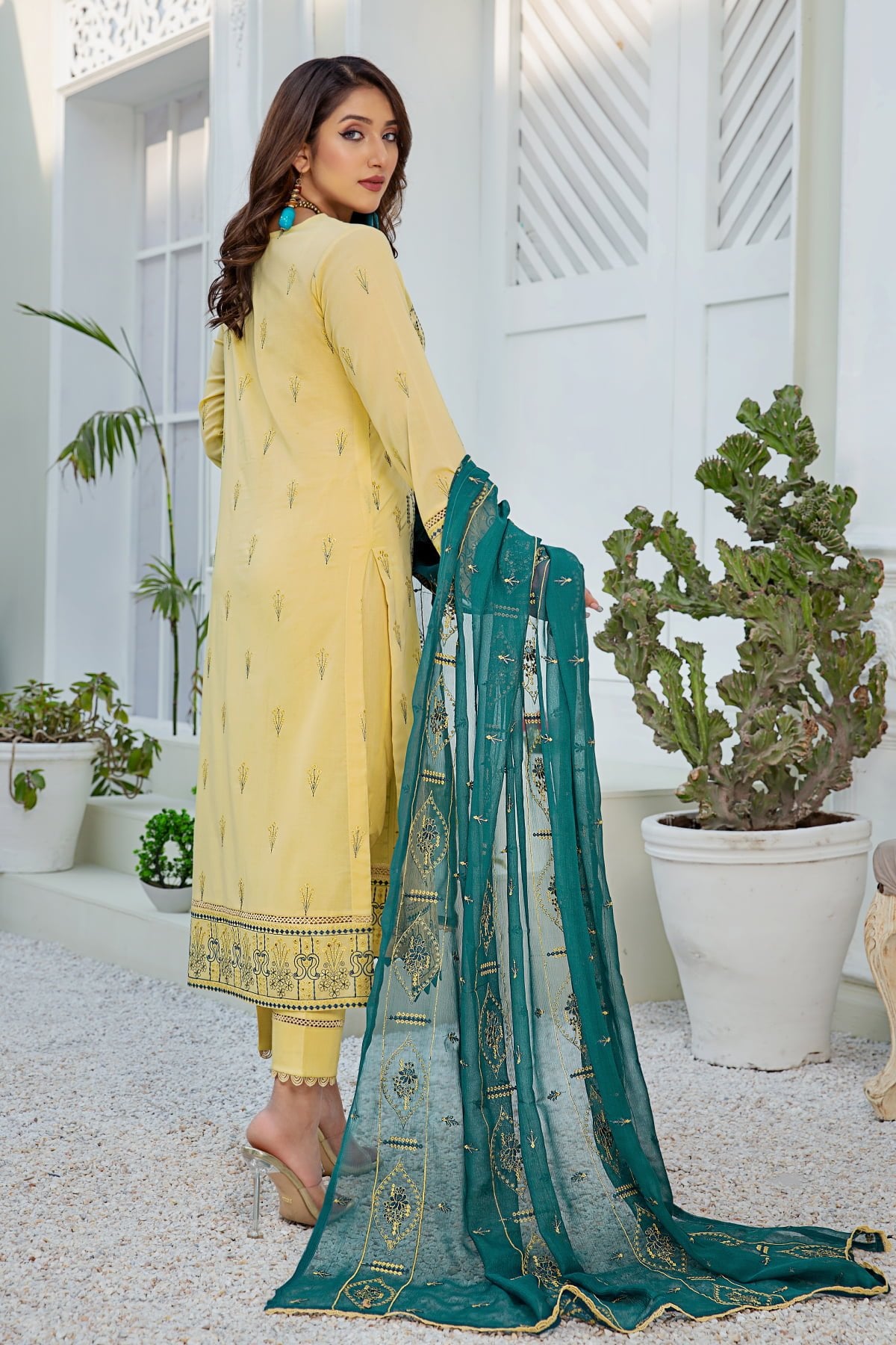 TEHWAR - EMBROIDERED SWISS LAWN - TR-05 - UNSTITCHED