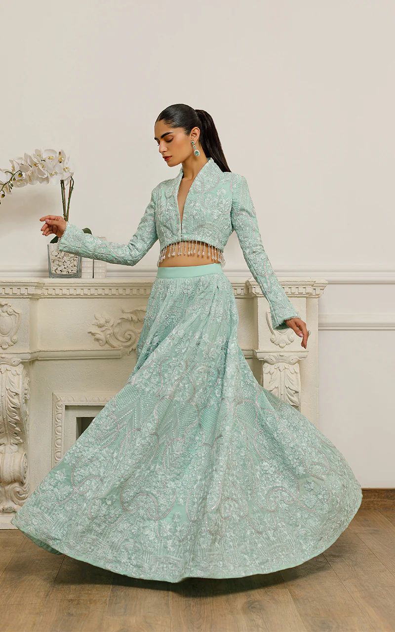 THREADS AND MOTIFS - STYLE FUSION - 7245.3 - FORMAL