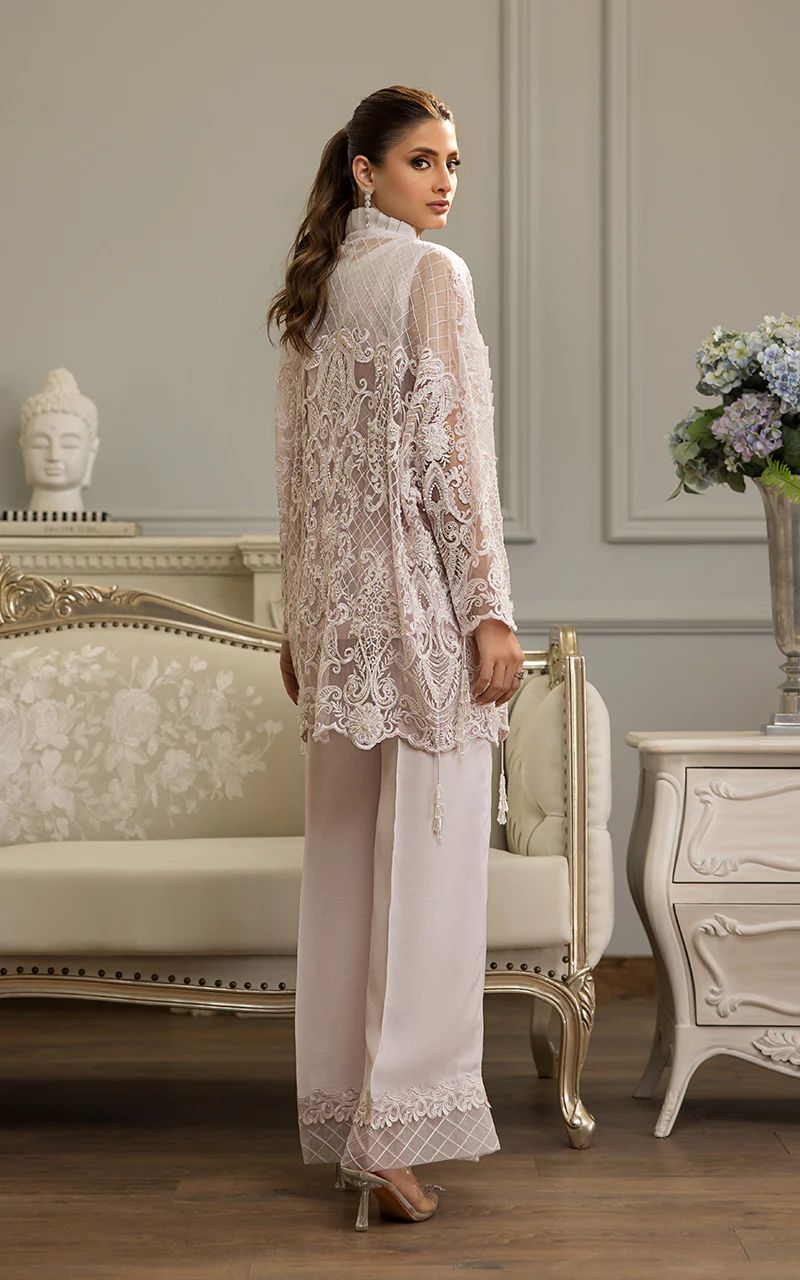 THREADS AND MOTIFS  - 8698 - FORMAL