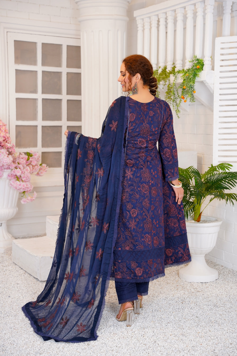 THREADS & WEAVES - EMBROIDERED LAWN - UNSTITCHED