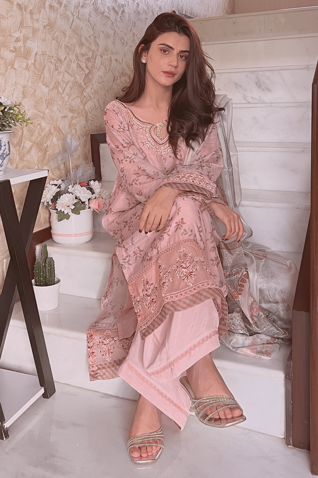 Nigar-4PC | Zoya & Fatima