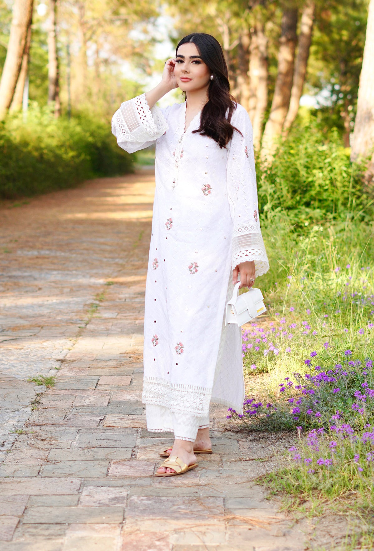 HUES ATELIER - WHITE CHIKAN KURTA - PRET