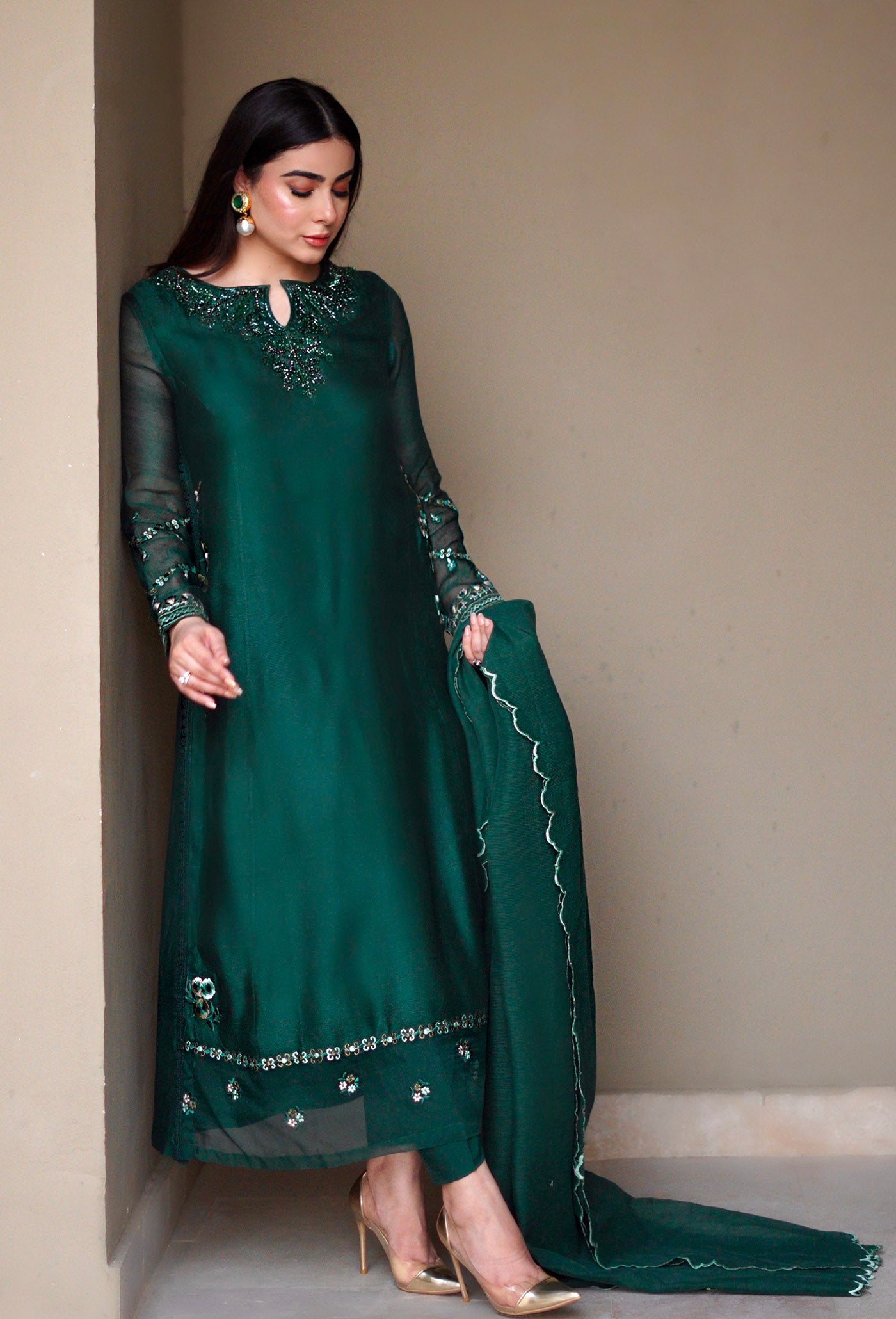 HUES ATELIER - DEEP EMERALD - LUXURY PRET