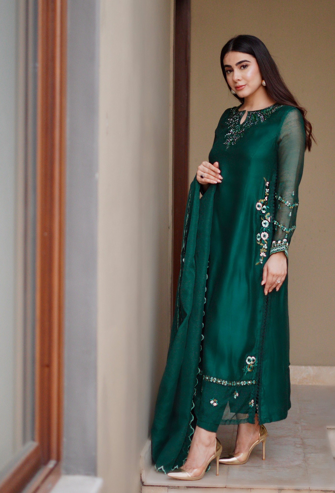 HUES ATELIER - DEEP EMERALD - LUXURY PRET