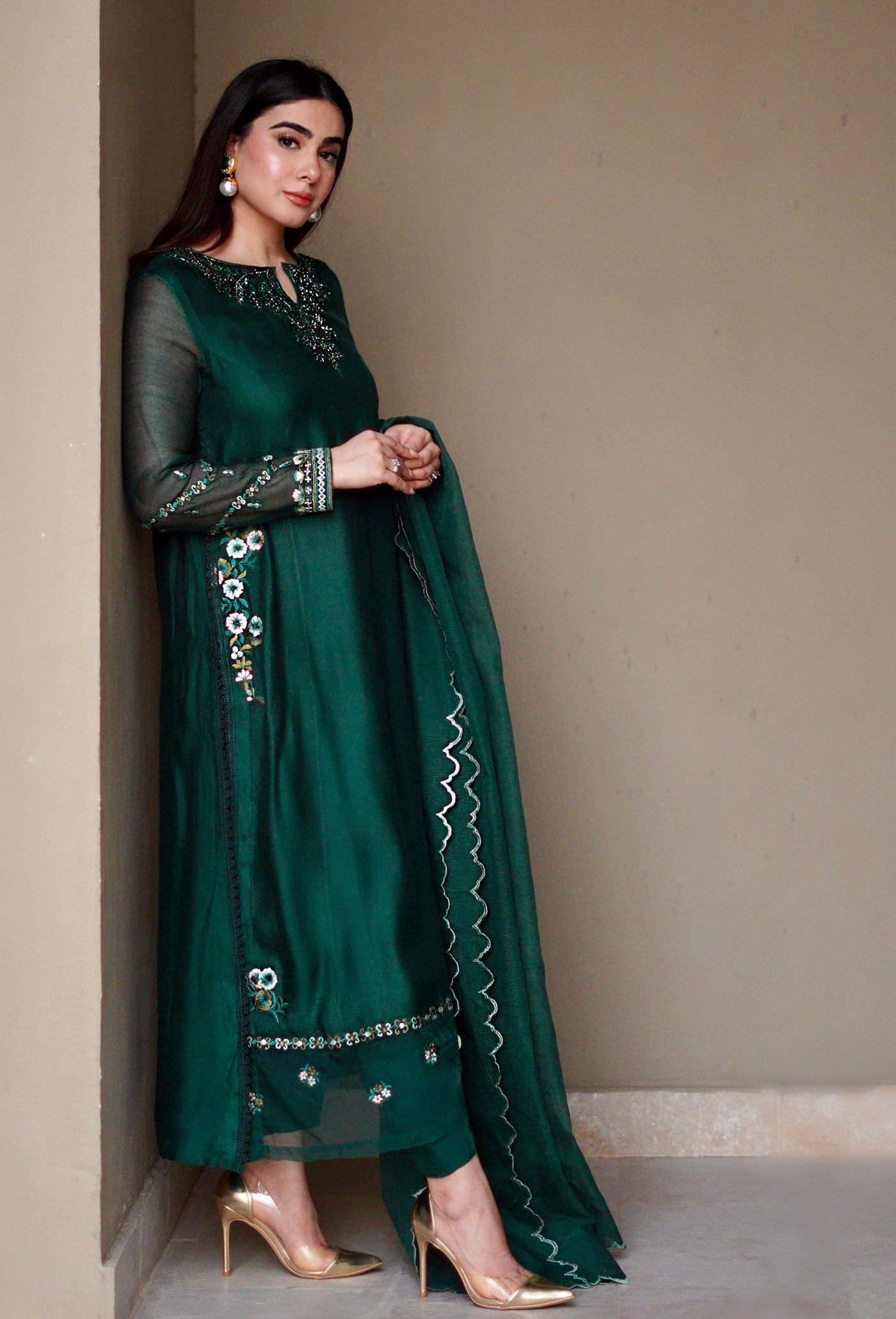 HUES ATELIER - DEEP EMERALD - LUXURY PRET