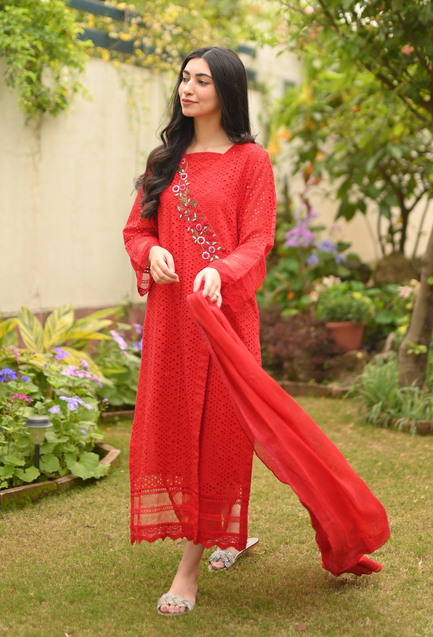 HUES ATELIER - RED CHICKEN ANGRAKHA - LUXURY PRET