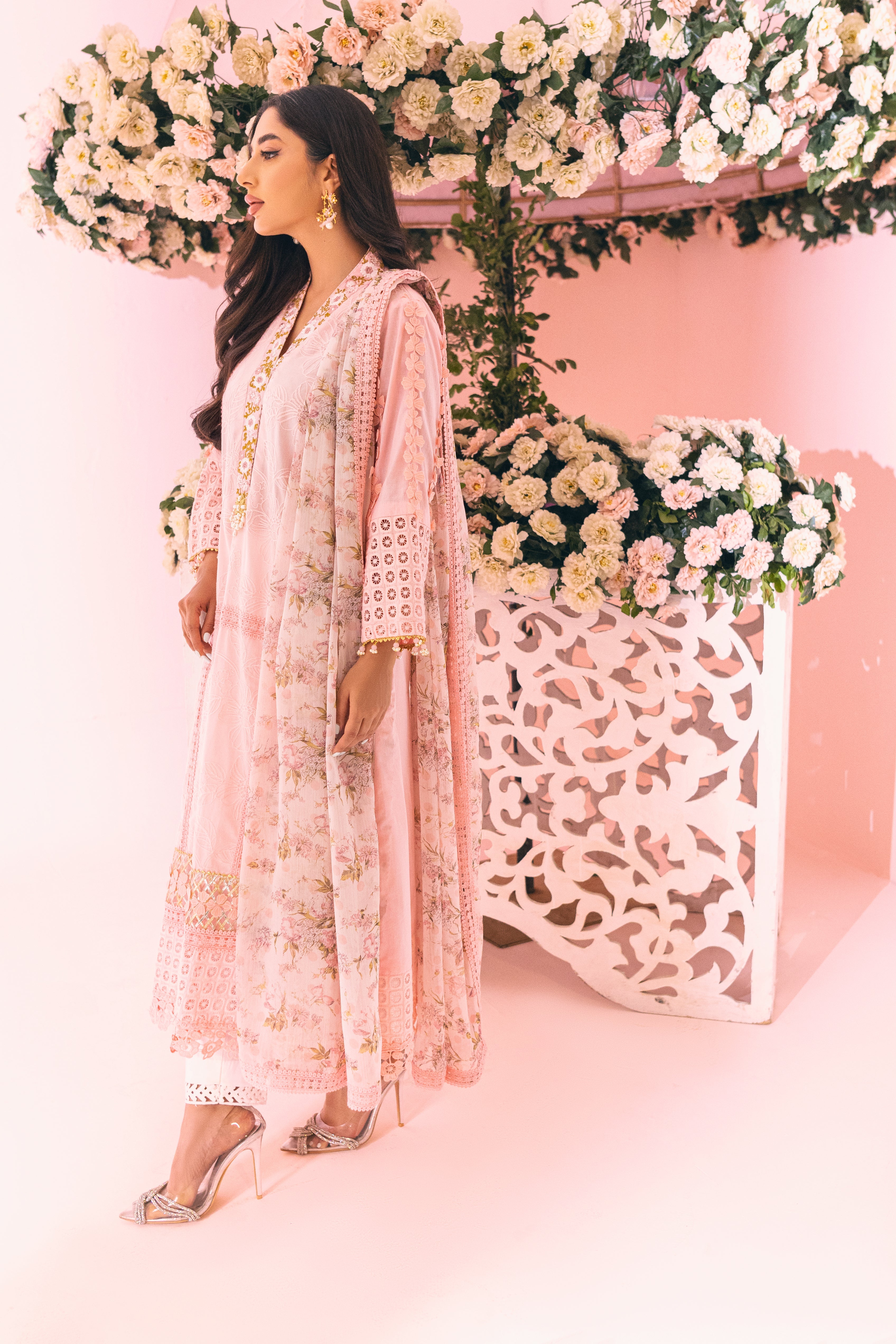 RJ's PRET - INAAYA - PINK GARDEN - LUXURY PRET