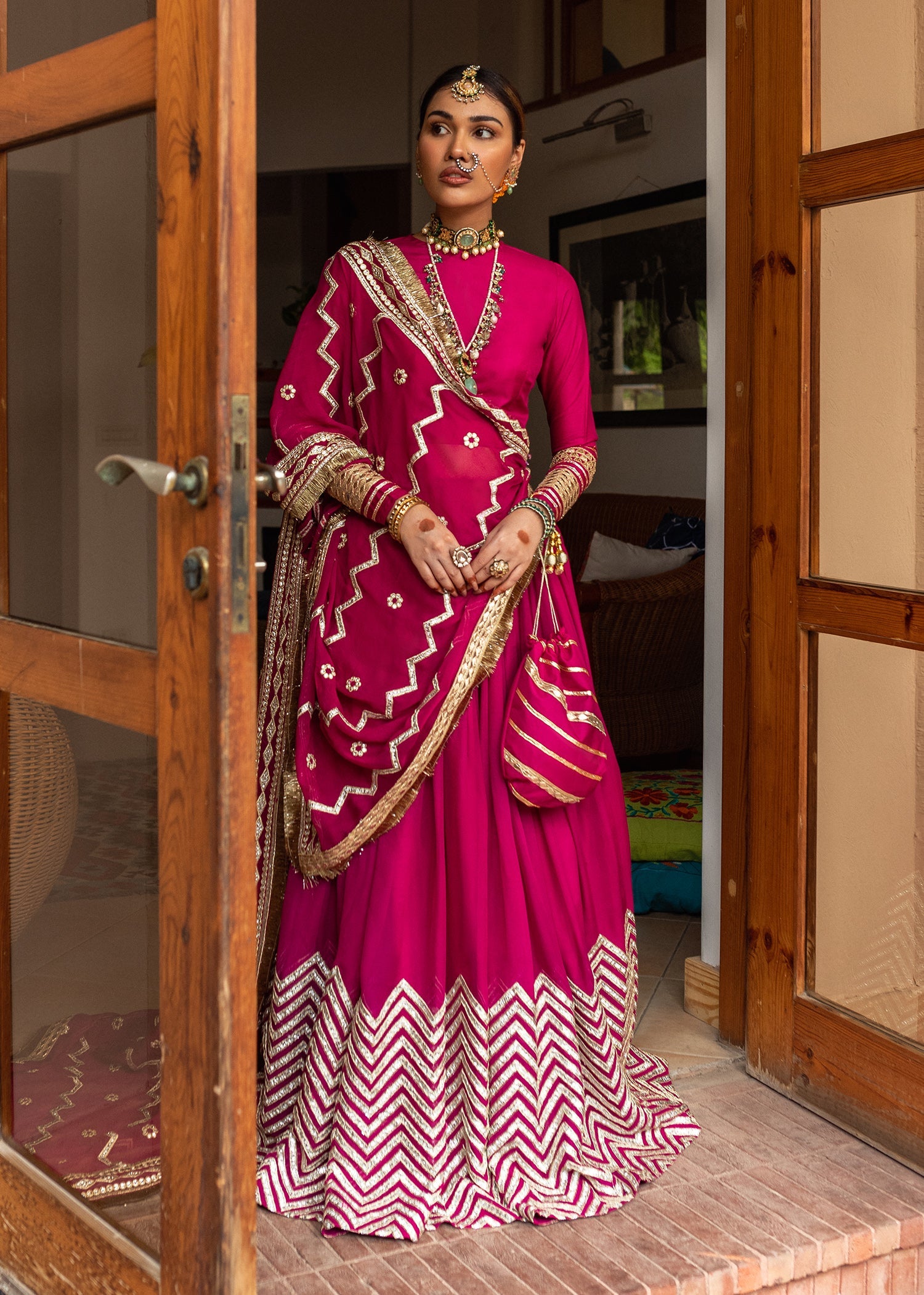 ALLURE BY IH - MERE AANGAAN MAIN - SITAAR - FORMAL