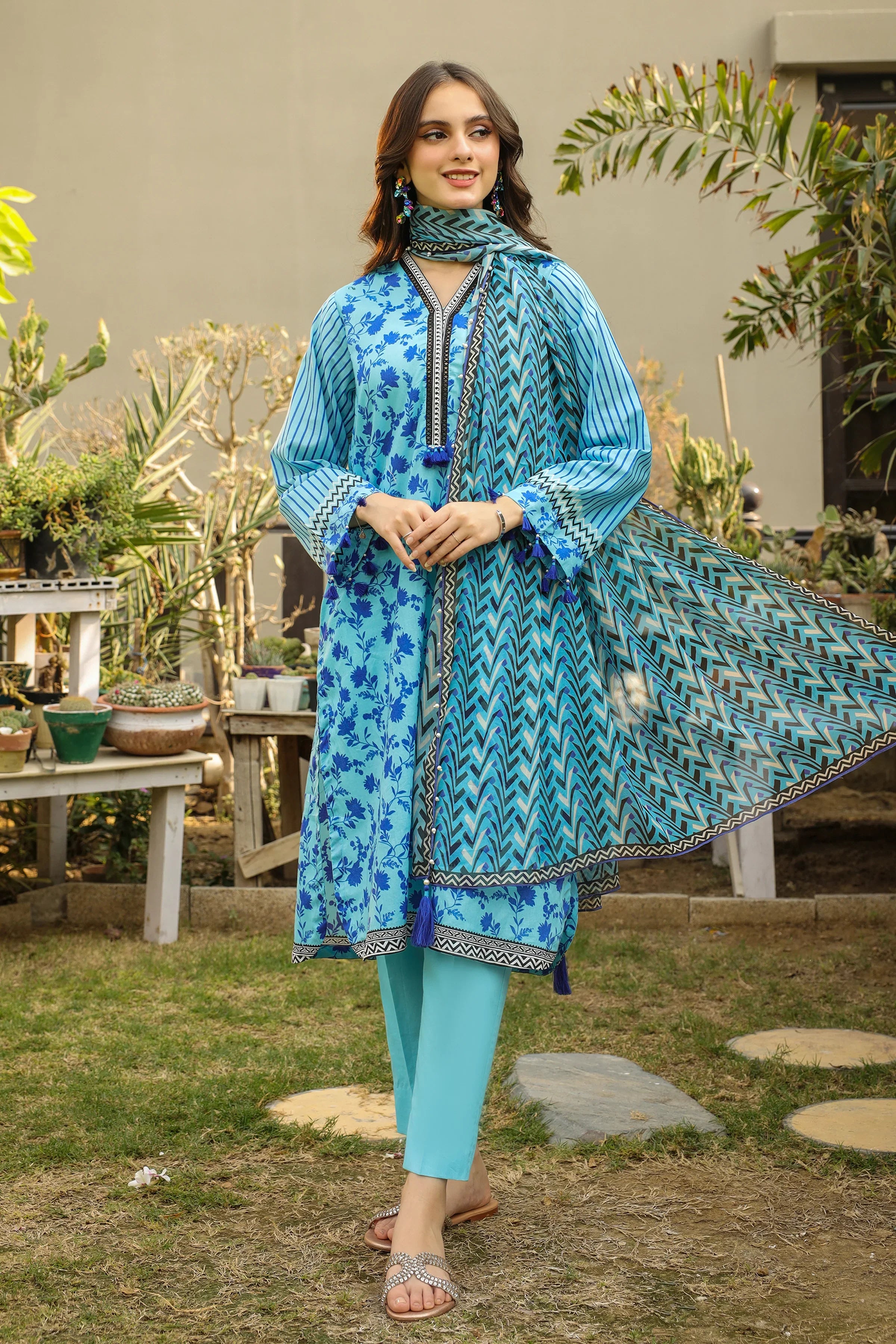 KOMAL PRINTS - LG-SR-0147-B - UNSTITCHED