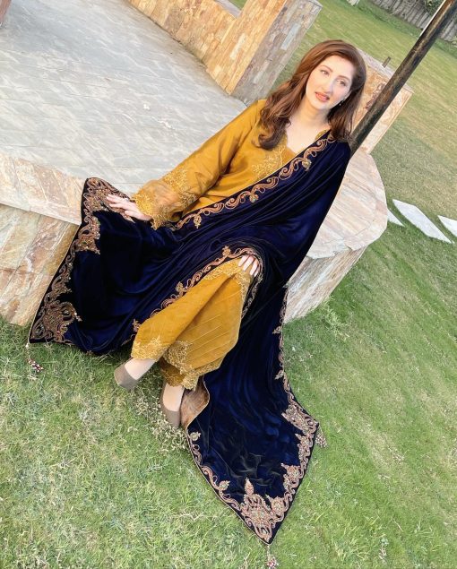 NOOR-E-MEHTAB SHAWL