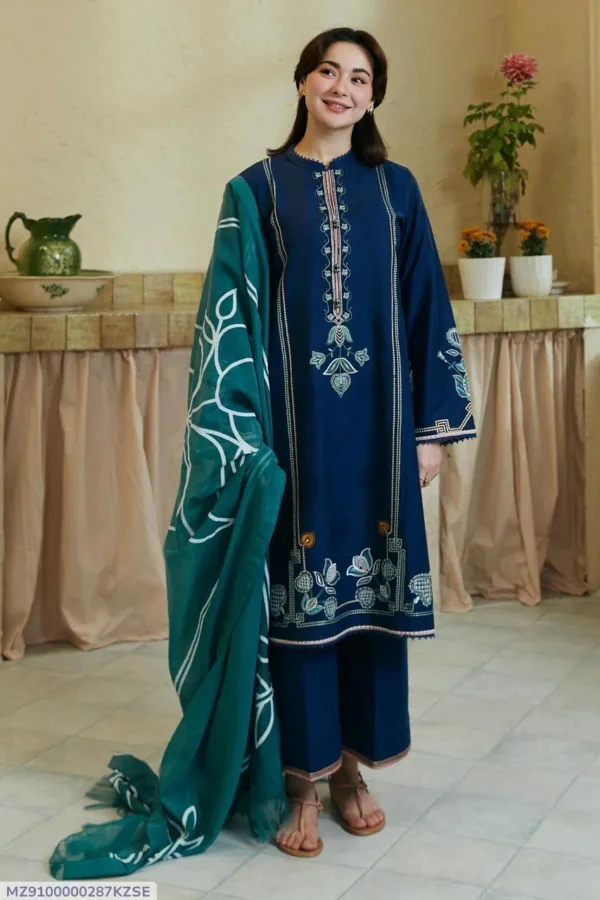 3PC Embroidered Lawn Suit 3PC Embroidered Lawn Suit
