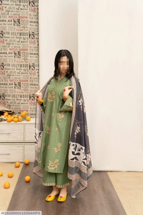 Green Embroidered 3 Pcs Unstitched Suit Green Embroidered 3 Pcs Unstitched Suit