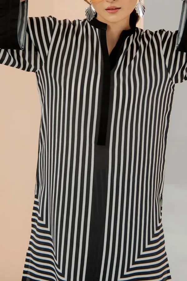 Women's Printed V-Neck 2 PC Suit Set Women's Printed V-Neck 2 PC Suit Set